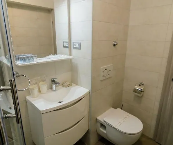 Calm & 4* זאדאר