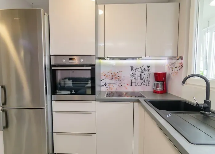 Calm & 4* זאדאר