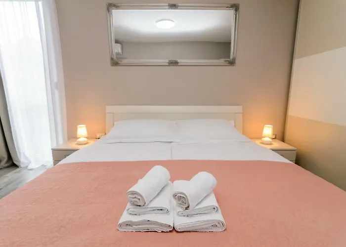 בית הארחה Calm &